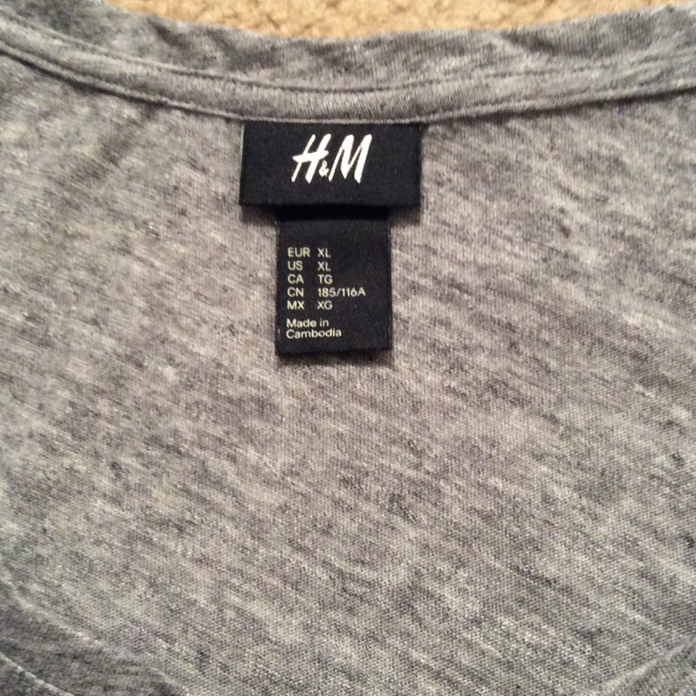 Tank‎ top - Picture 2 of 3